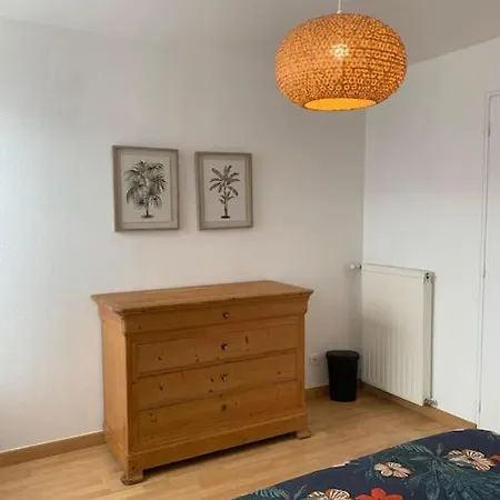 Agreable Maison Meublee Cherbourg-en-Cotentin Exterior photo