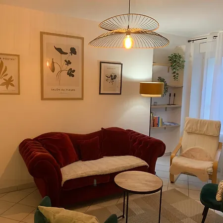Agreable Maison Meublee Cherbourg-en-Cotentin Exterior photo
